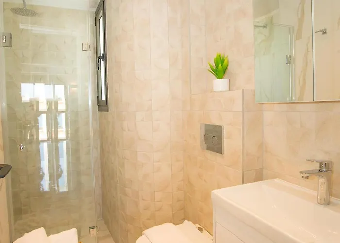 Sunrise Collection 别墅 波利克罗诺